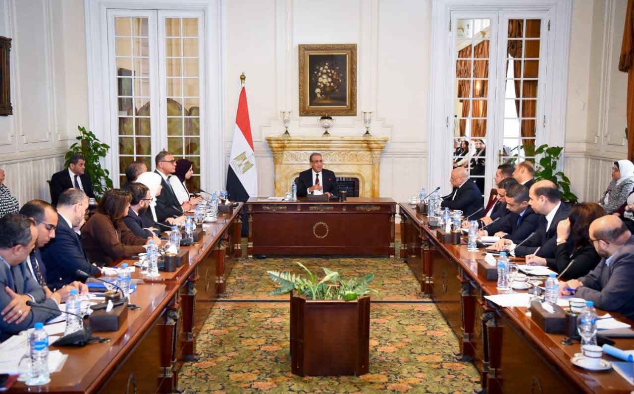 اجتماع وزير الخارجية المصري