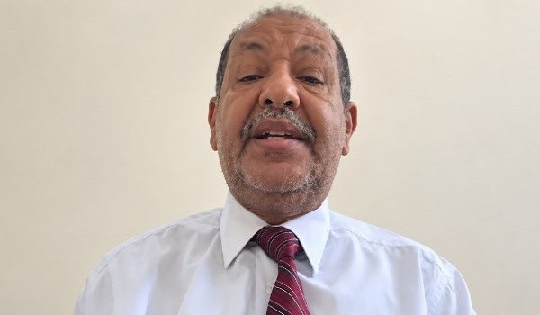 الدكتور فيصل العواضي مستشار وزير الإعلام اليمني
