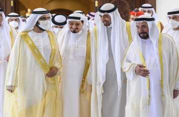 محمد بن زايد يستقبل حكام الإمارات وأولياء العهود