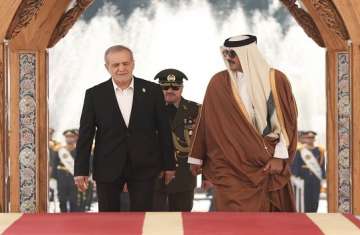 أمير قطر والرئيس الإيراني