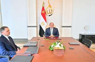 الرئيس السيسي ووزير الداخلية