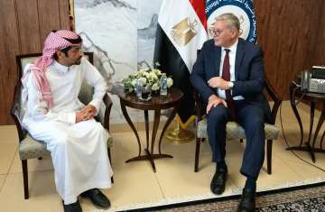 لقاء وزير البترول مع الوفد السعودي
