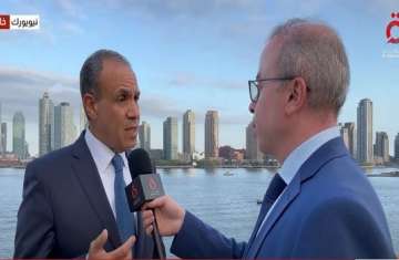 لقاء مع وزير الخارجية المصري