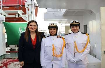 نائبة وزير الشحن في  قبرص