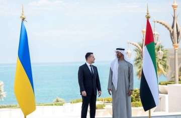 الرئيس الإمارات والرئيس الأوكراني