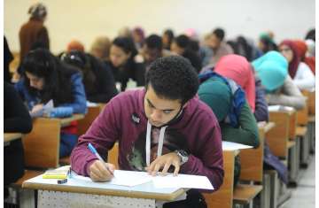 الامتحانات