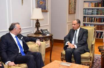 وزير الخارجية وكبير مستشار ترامب