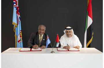 المهندس محمد المنصوري ونايسا تويناسيفا