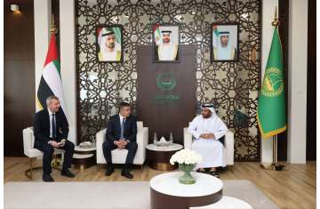 وزير داخلية أوزباكستان/نائب القائد العام لشرطة دبي لشؤون القطاع الجنائي.