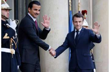 إيمانويل ماكرون وتميم بن حمد