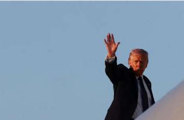 ترامب لمح إلى إمكانية وقف الحرب