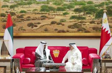 ملك البحرين ورئيس الإمارات