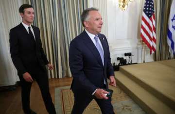 مبعوثا ترامب