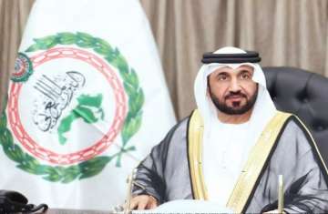  معالي محمد بن أحمد اليماحي