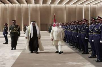 رئيس الإمارات يستقبل رئيس وزراء الهند