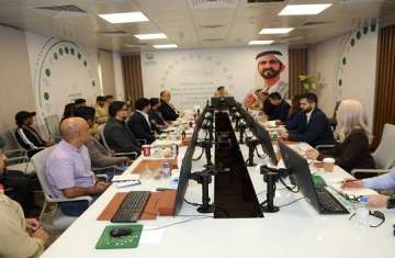 لقاء شرطة دبي مع شركات التوصيل