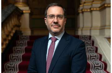 السفير البريطاني بالقاهرة
