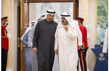 أمير الكويت والرئيس الإماراتي
