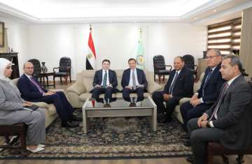 لقاء وزير الزراعة المصري والوفد التركي