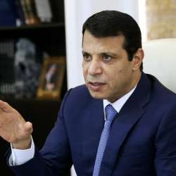 السياسي الفلسطيني محمد دحلان