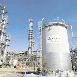 إحدى مصانع سابك 