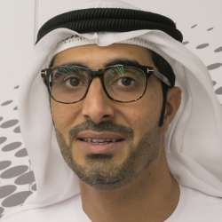 ناصر بن ثاني الهاملي وزير الموارد البشرية والتوطين