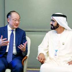 محمد بن زايد مع رئيس البنك الدولي