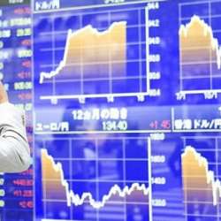 نيكي يهبط وسط عزوف عن المخاطرة بسبب تراجع شعبية آبي