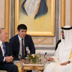 محمد بن زايد ورئيس كازاخستان  