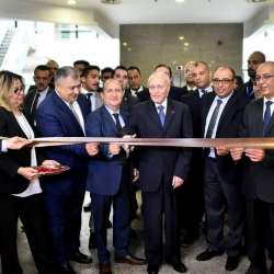 وزير التجارة والصناعة ووزير الانتاج الحربي