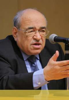 مصطفي الفقي