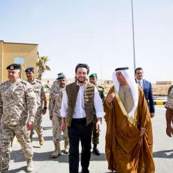 الافتتاح