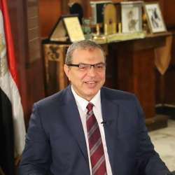 وزير القوى العاملة