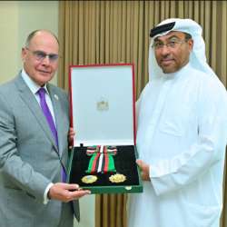 منح الوسام