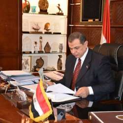 وزير القوى العاملة