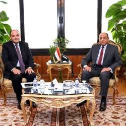 وزيرا الطيران والتجارة