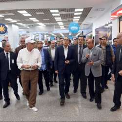 تفقد المطار