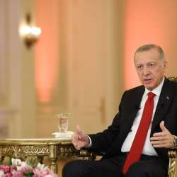 أردوغان خلال حديثه مع شبكة سي أن أن تورك