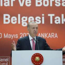 أردوغان أمس  أمام مجتمع الاعمال في أنقرة