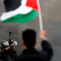 فلسطين