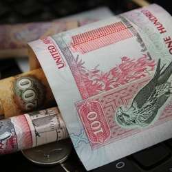 ارتفاع التحويلات المالية عبر بنوك الإمارات لأكثر من 8 تريليونات درهم