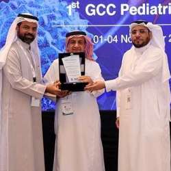 الخبراء يوصون بإستخدام تقنيات الذكاء الاصطناعي لطب أعصاب الأطفال في المؤتمر الثامن للجمعية السعودية