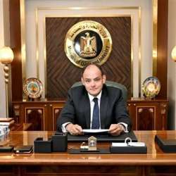 وزير التجارة والصناعة