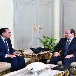 الرئيس السيسي ومصطفى مدبولي
