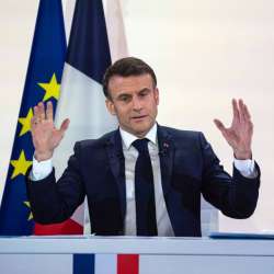 إيمانويل ماكرون
