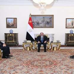 حسن رشاد والرئيس السيسي وعباس كامل