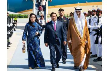 Prime Minister of Vietnam arrives in Abu Dhabi 