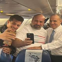 وزير الخارجية والمواطنين