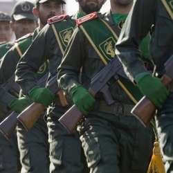 الحرس الثوري والجيش الإيراني