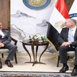 وزير البترول والمدير العام لشركة الامارات للبترول